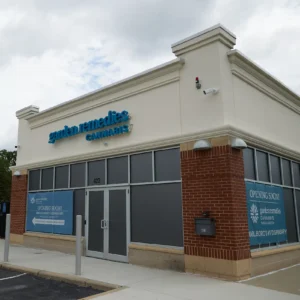 Exterior of Garden Remedies Marlborough at 423 Lakeside Ave